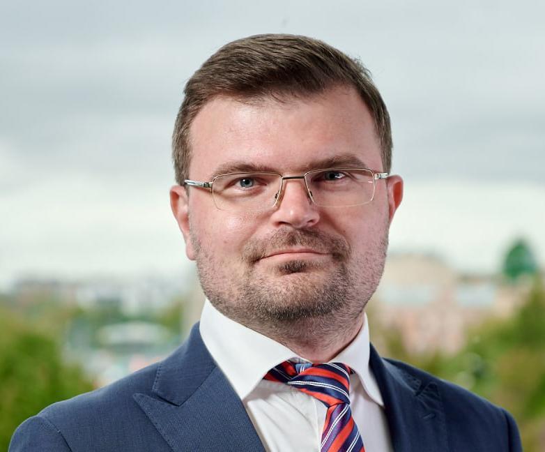 Виталий Власов